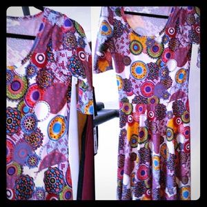 Small Nicole lularoe